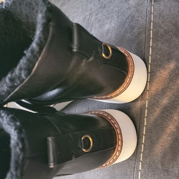 COACH BLACK LEATHER WITH ANTIQUED BRASS COACH C HARDWARE SIZE 5 - Picture 5 of 7